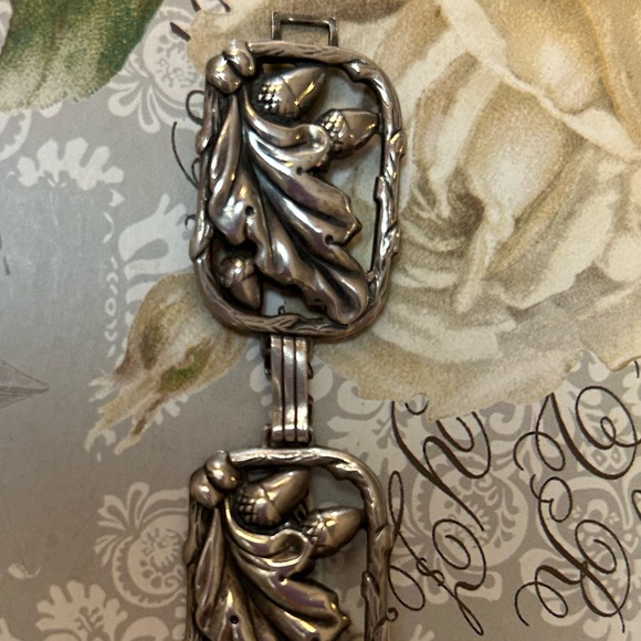 Danecraft Jewelry - Stunning vintage  DANECRAFT STERLING acorn panel bracelet